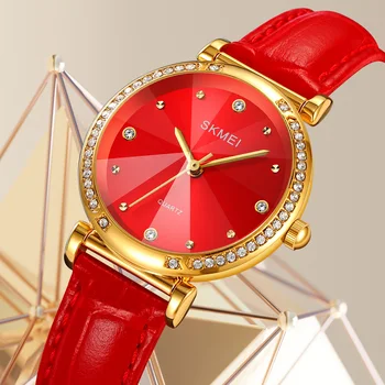 SKMEI Модни Леки луксозни часовници Goddess в семпъл стил, с Малко водоустойчив златен корпус, Атмосферни тенденция на кварцови часовници 2072