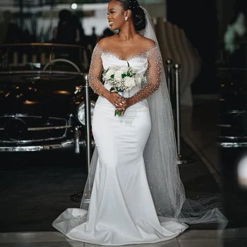 Африкански сватбени рокли на Русалка с перли и кристали за булката 2023, Струята, Прозрачна илюзия за врата, Атласное сватбена рокля с дълъг ръкав