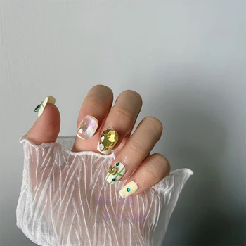 Висококачествена Зелената фея, ръчно изработени; пълно покритие на ноктите Квадратни диаманти за върховете на пръстите; Многократно Залепване на нокти с лепило За момичета