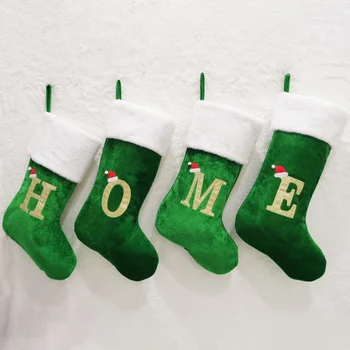 Коледни чорапи със Зелени букви, Коледни чорапи, Украси за Коледната елха, Подаръчни комплекти, Коледни украси в Нов 2023 година