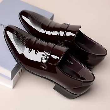 Нови Черни лоферы за мъже, Вечерни модела обувки без обков от изкуствена кожа, Пролетно-есенна мъжки ръчно изработени обувки за бизнес, по-Големи размери 38-46