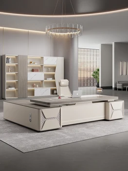 Проста съвременна офис мебел, голямо работно бюро за един човек, италиански светъл луксозен бюро