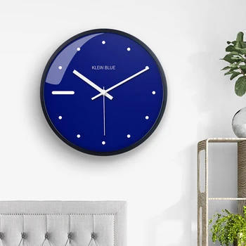 Стенни часовници за всекидневна, синьо Клайн, обикновен прост модерен интериор за спални, стенни часовници, без звук, творчески чисти червени ins